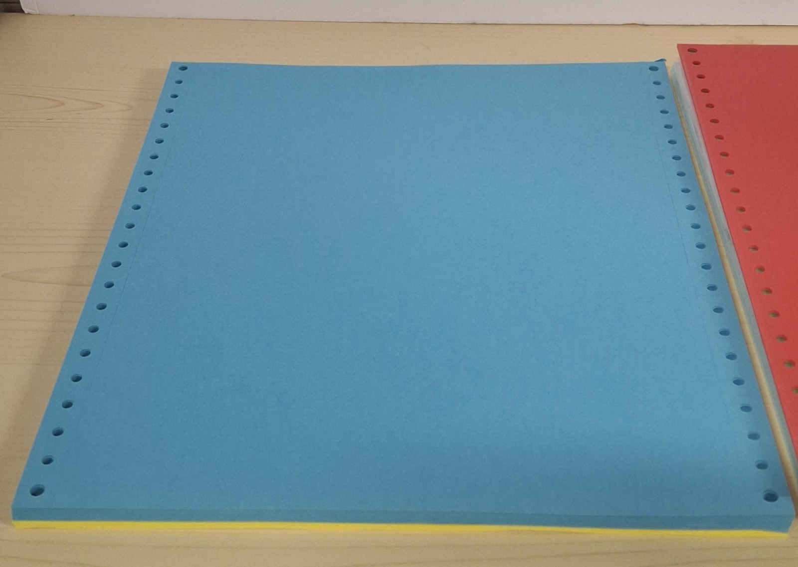 1991 Memorex Tractor Computer Paper 1000 Continuous Sheets 20 lb. 9.5×11″ White