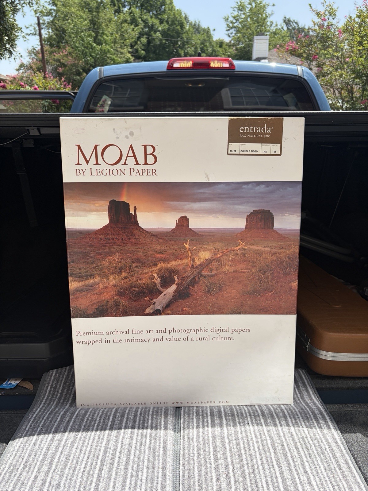 Moab Entrada Rag Fine Art 2-Side Natural Matte Inkjet Paper, 17×22″, 25 Sheets