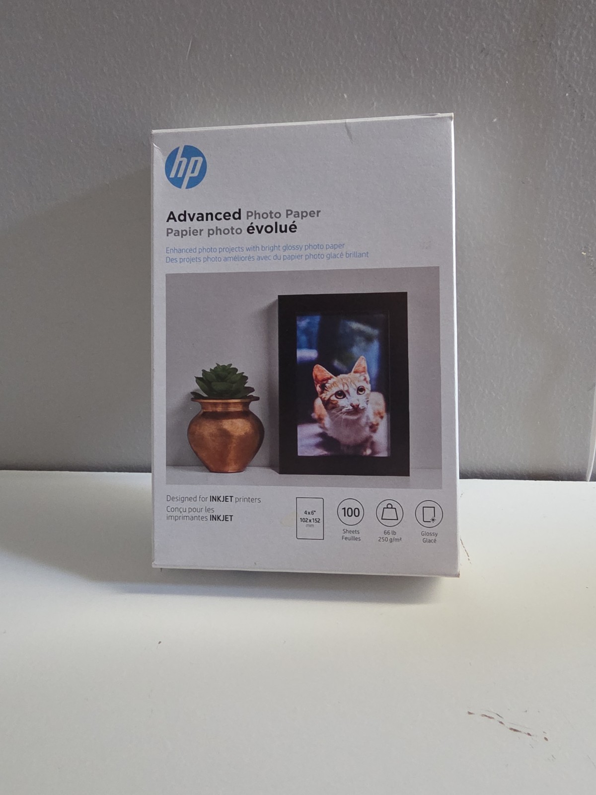 Hewlett Packard Q6638A 4 x 6 inch Glossy Printer Paper – 100 Sheets