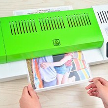 Thermal Laminating Pouches 8.9 x 11.4, 5 Mil Thickness, Crystal Clear Finish,