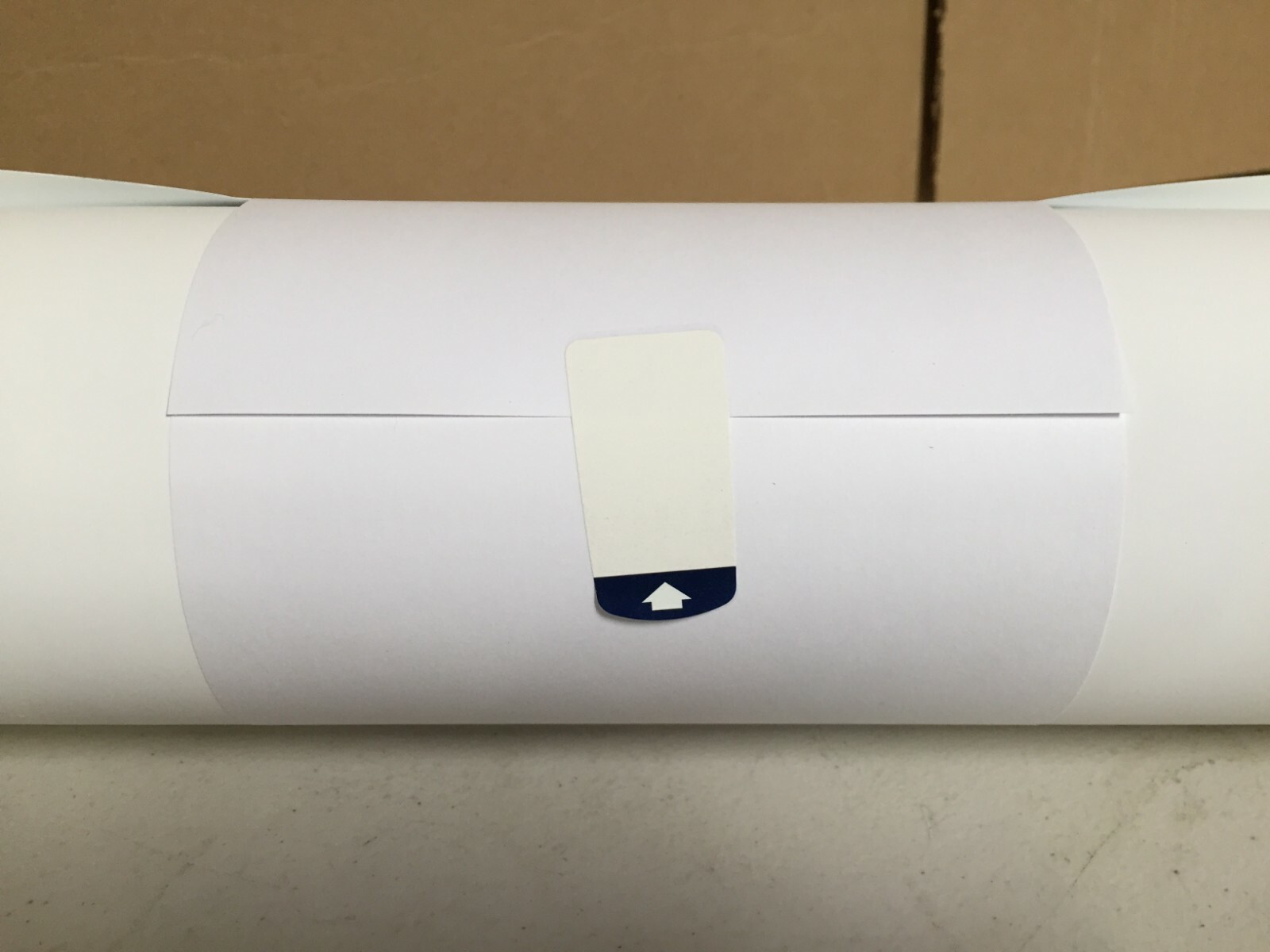 HP Q1899B 42″x50ft PVC Scrim Banner Paper *** See Photos*** P10