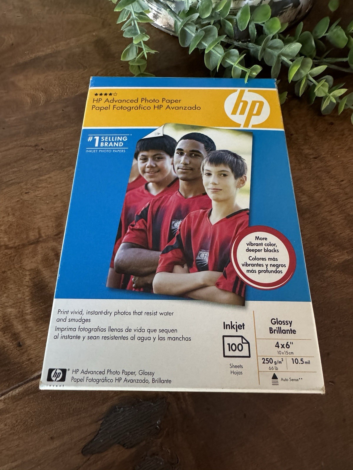 Hewlett Packard Q6638A 4 x 6 inch Glossy Printer Paper – 100 Sheets