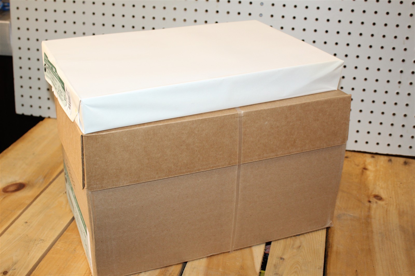 One Ream 11×17 Envirographic 100 – 20/50 lb. Multipurpose Printer/Copier Paper