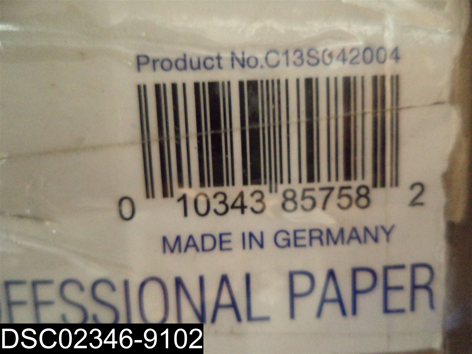 S042004: Epson Proofing Paper White Semimatte Roll 24″x100′ (61 cm x 30.5m)