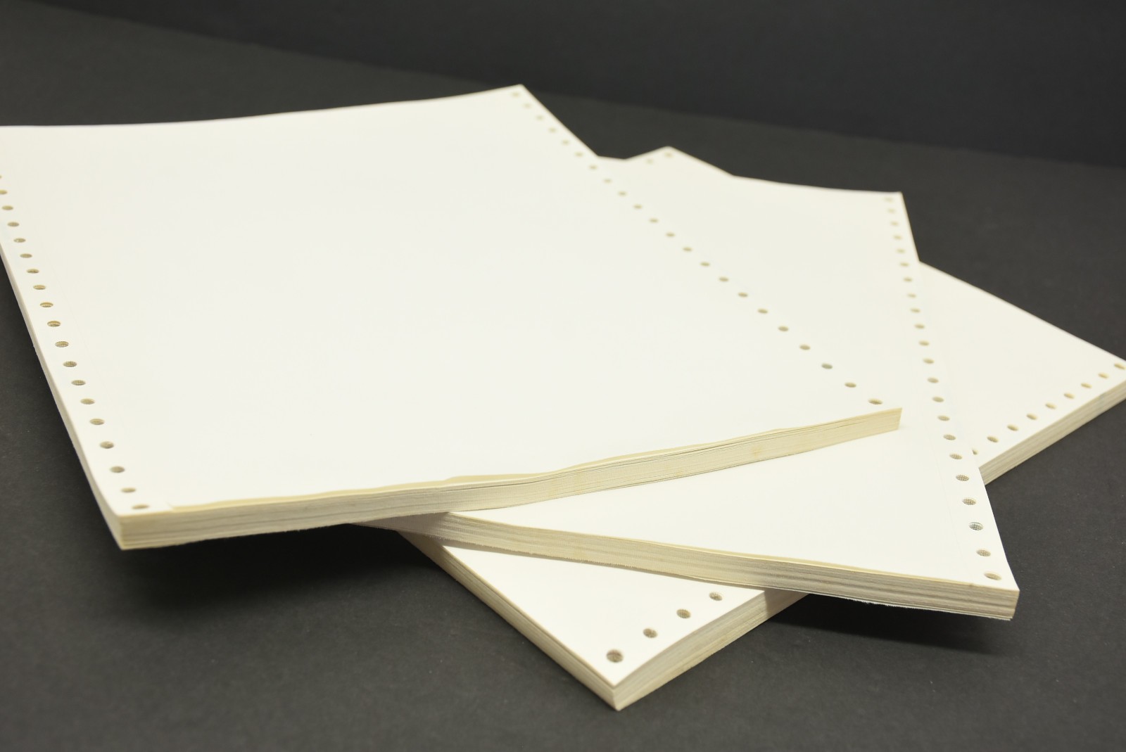 50pcs 1980s Memorex Dot Matrix Paper Smooth Edge Continuous Sheets 20lb 9.5×11″