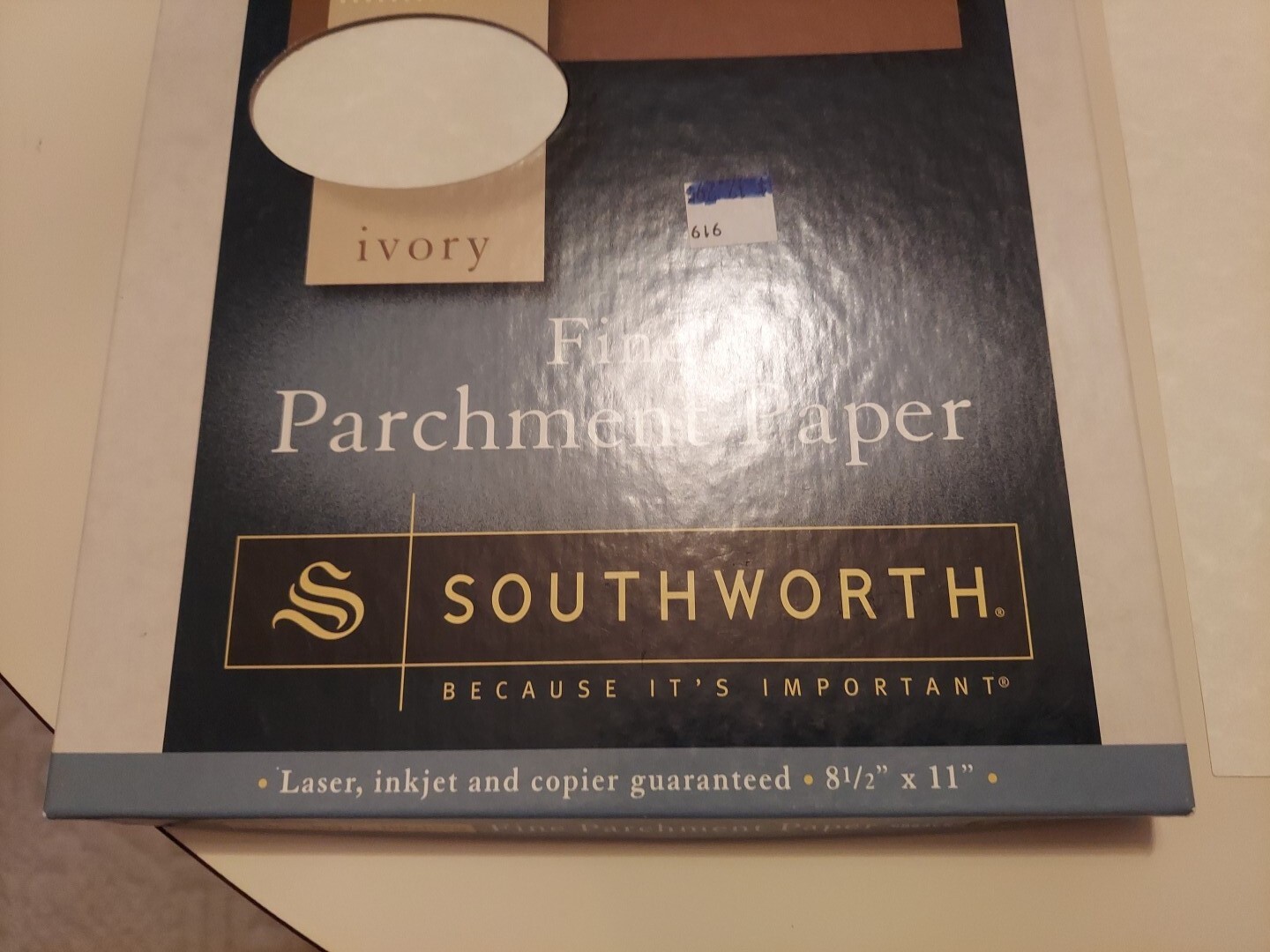 SOUTHWORTH FINE PARCHMENT PAPER IVORY 100 SHEETS 8.5 INCH BY 11 INCH OPEN BOX