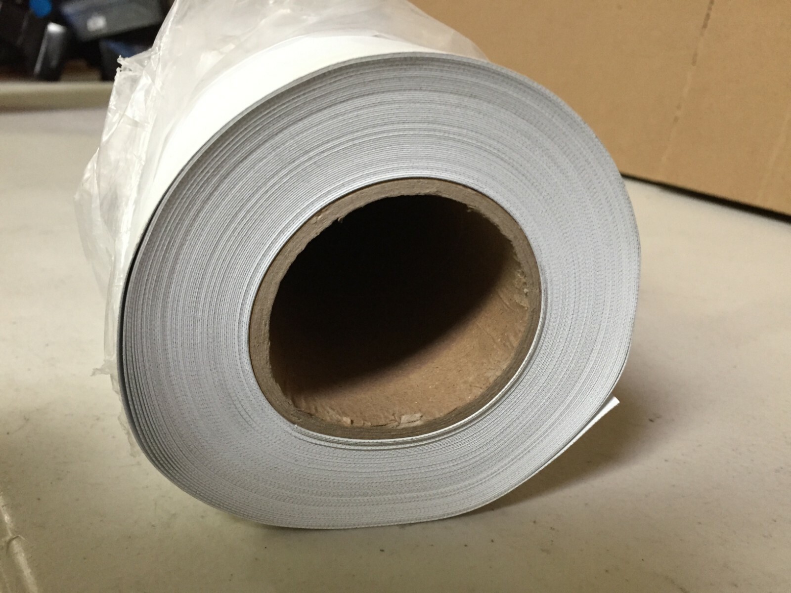 HP Q1899B 42″x50ft PVC Scrim Banner Paper *** See Photos*** P10