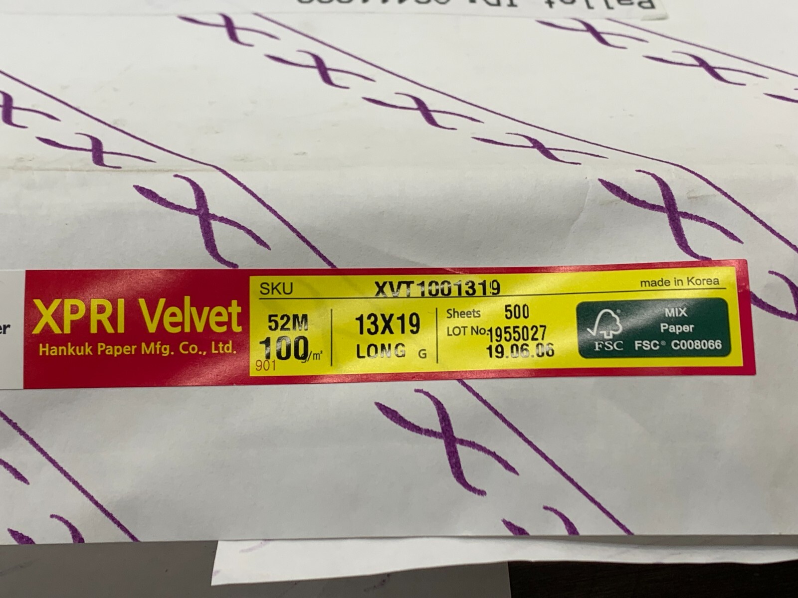 Hankuk Paper XPRI Velvet Printing Paper White 100g/m² 13×19 Case of 500 #1955027